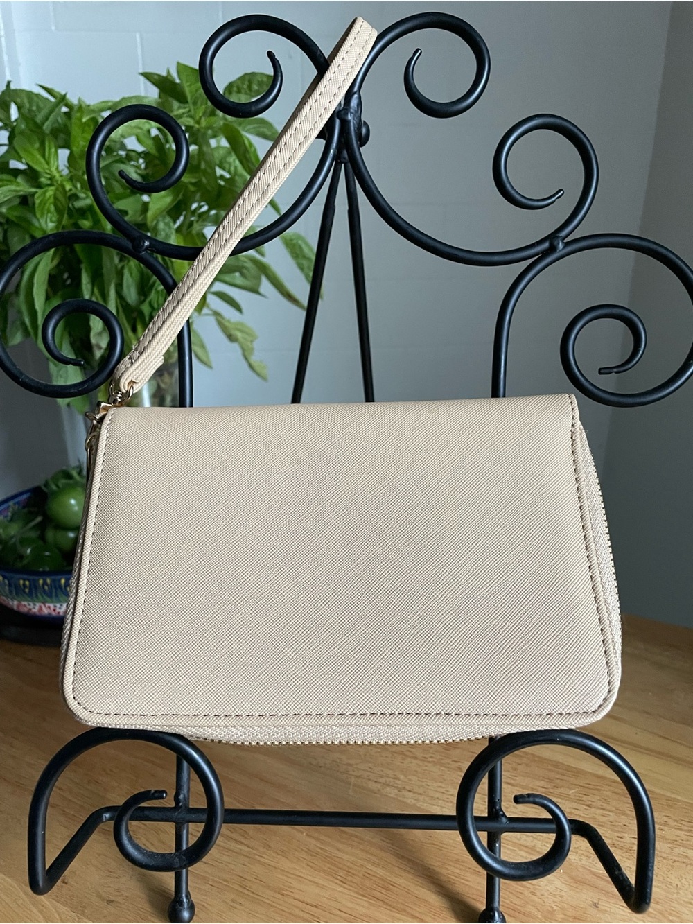 Lost + Wander Beige Saffiano look Tech Wristlet/Clutch